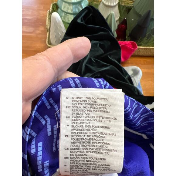 Adidas size 8 purple patterned golf skort - Picture 5 of 5